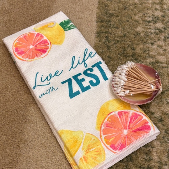 NWT Shell Tip Toothpicks in Shell & Citrus Towel - Picture 2 of 10
